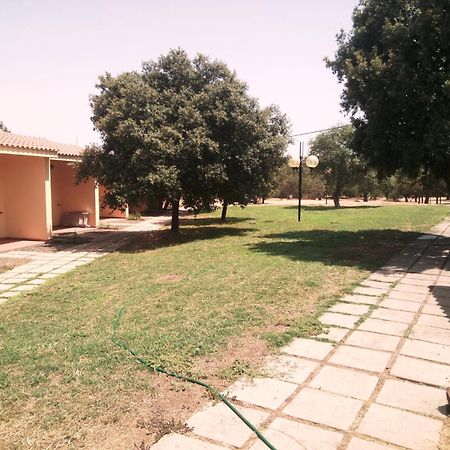 Norbello Nuraghe Ruiu Camping & Bungalow מראה חיצוני תמונה