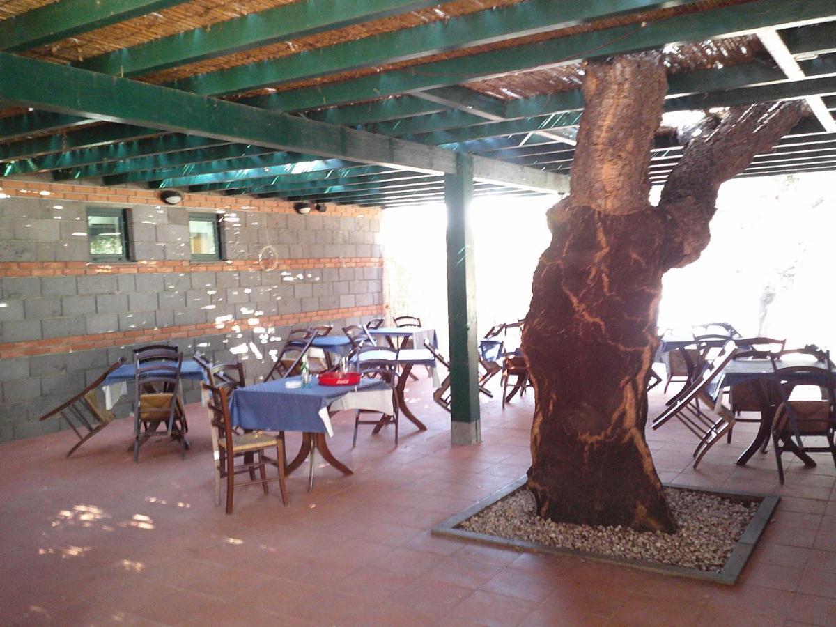 Norbello Nuraghe Ruiu Camping & Bungalow מראה חיצוני תמונה