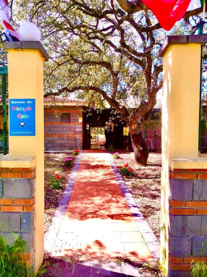 Norbello Nuraghe Ruiu Camping & Bungalow מראה חיצוני תמונה